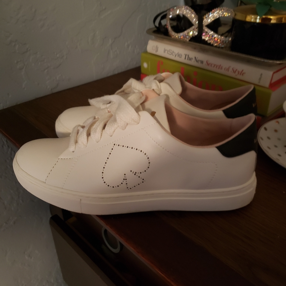 Women's sneakers